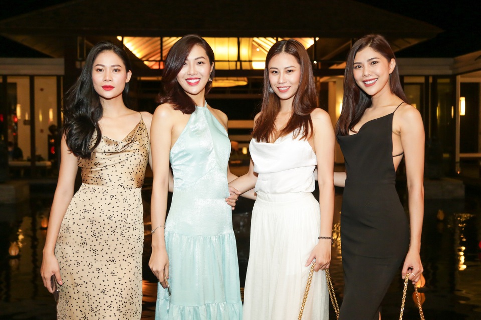 Trương Ngọc Ánh chia sẻ “duyên tình” 20 năm với Chi Bảo từ “Đồng tiền xương máu” - 16 Á khôi Áo dài Yến Nhi.