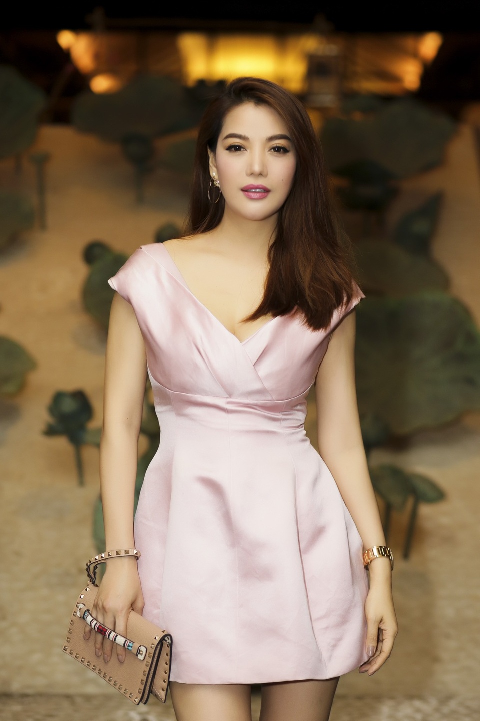 Trương Ngọc Ánh chia sẻ “duyên tình” 20 năm với Chi Bảo từ “Đồng tiền xương máu” - 3 Chia sẻ về việc đồng hành cùng Chi Bảo, Trương Ngọc Ánh tâm sự: “Tình bạn của chúng tôi đã được 20 năm rồi. Tôi là người chứng kiến tất cả những gì đã xảy ra trong chặng đường sự nghiệp cũng như cuộc sống riêng của anh Chi Bảo.
