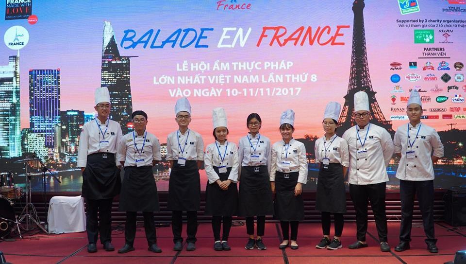 Chương trình cử nhân quản lý khách sạn nhà hàng quốc tế - 3 Sinh viên Vatel tham gia Lễ hội ẩm thực Pháp