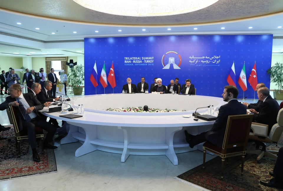 Tổng thống Putin tuyên bố quét sạch phiến quân ở Idlib - 2 3 nhà lãnh đạo Nga, Iran, Thổ Nhĩ Kỳ họp tại Tehran ngày 7/9 (Ảnh: Reuters)