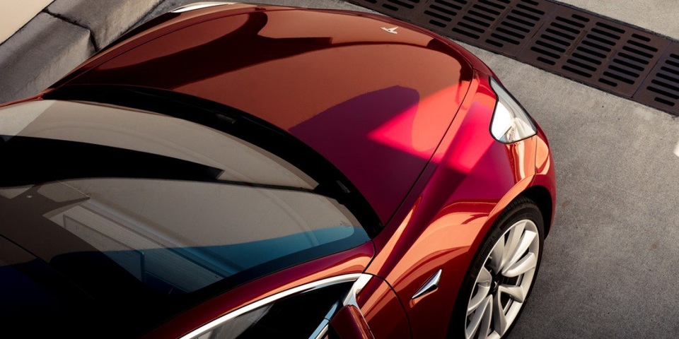 Tesla Model 3 có doanh số cao hơn tất cả xe con của BMW cộng lại - 1