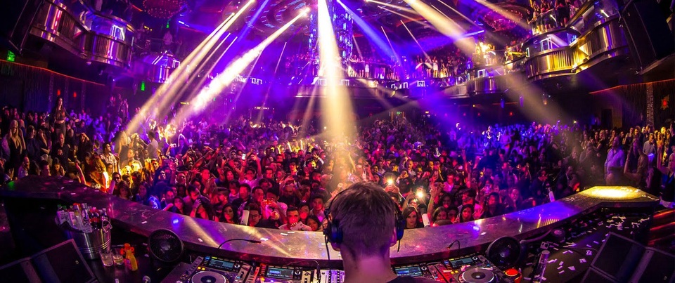 Thị trường du lịch VN sở hữu mỏ vàng vô tận mang tên “bar, club” mà các đại gia đang bỏ ngỏ - 1 Bar, Beer Club – Mỏ vàng tỷ đô của thị trường du lịch Việt còn đang bỏ ngỏ