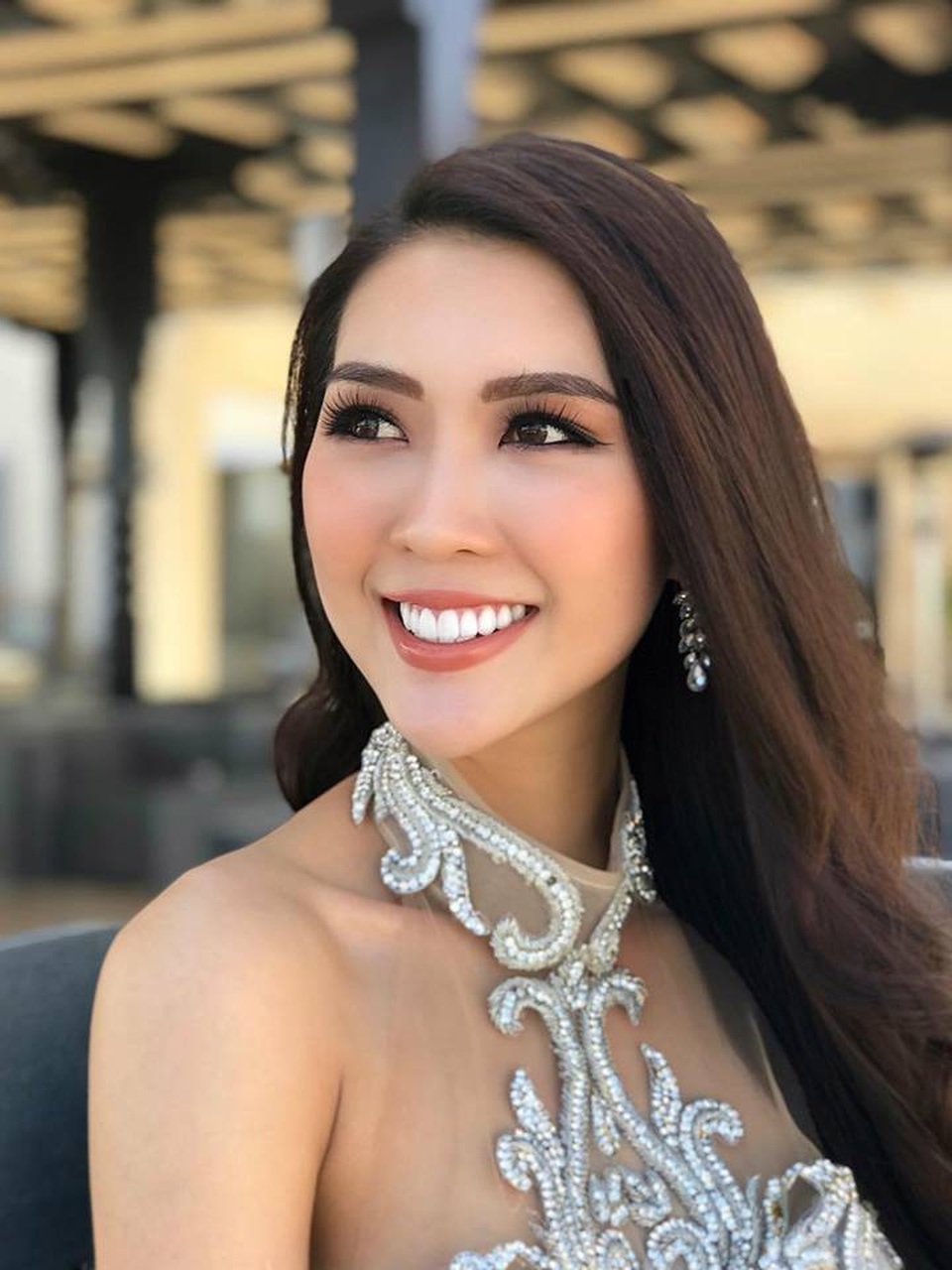 Nóng bỏng chụp bikini, Tường Linh được dự đoán vào Top 5 Miss Intercontinental - 10 Tuy lịch hoạt động dày đặc, một ngày chỉ nghỉ ngơi được 4-5 tiếng đồng hồ nhưng vì đã có sự rèn luyện thể lực và chuẩn bị tâm thế từ trước nên đến thời điểm này Tường Linh vẫn rất phấn khởi và hoàn toàn thoải mái khi tuân thủ theo các hoạt động, yêu cầu của cuộc thi.