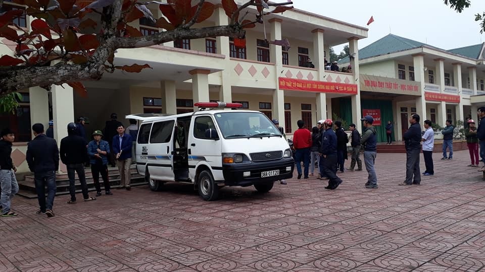Nữ sinh lớp 7 tử vong trong lớp bên lá thư tuyệt mệnh - 1 Hiện trường nơi xảy ra sự việc