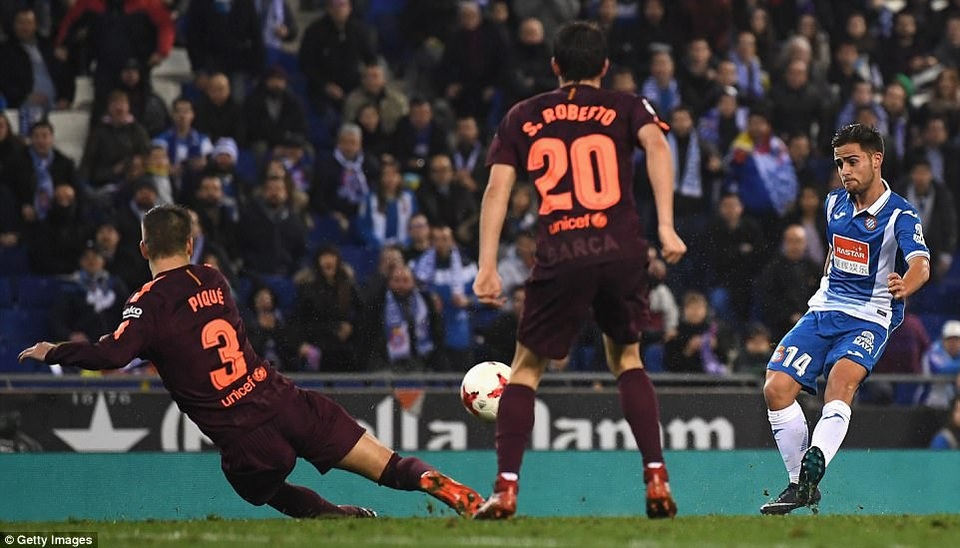 Messi đá hỏng phạt đền, Barcelona bại trận trước Espanyol - 1
Espanyol đã gây ra quá nhiều khó khăn cho Barcelona