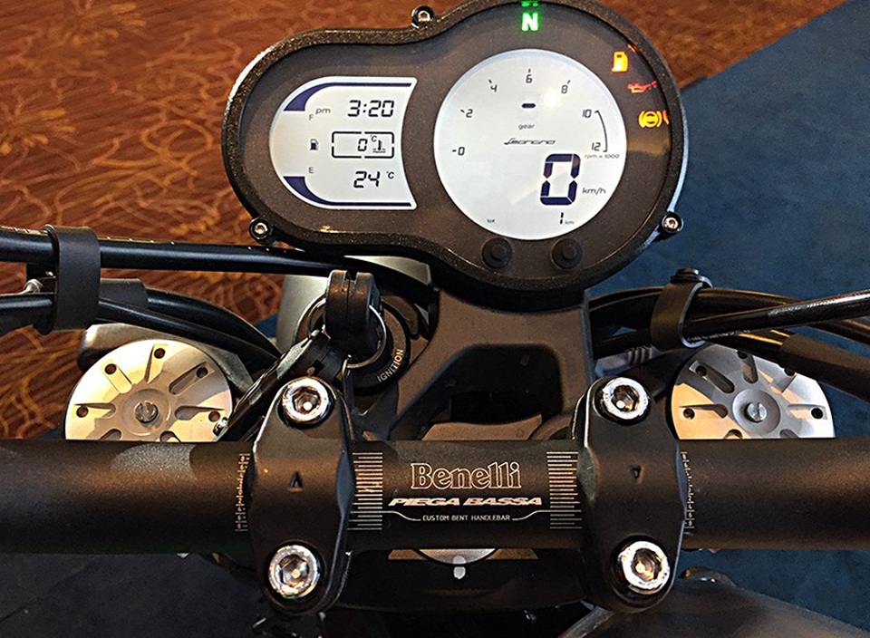 Benelli Leoncino 500 có giá bán 148 triệu đồng - 4 Benelli Leoncino 500 có giá bán 148 triệu đồng - 4