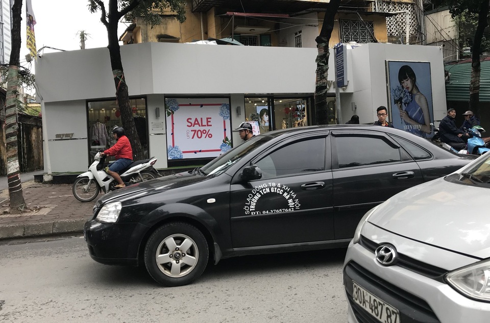 Tiết lộ của một dân kinh doanh quần áo về ngày Black Friday - 3 Tiết lộ của một dân kinh doanh quần áo về ngày Black Friday - 3