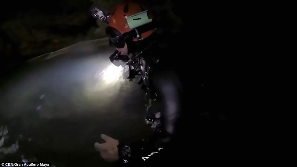 Phát hiện thấy hang động ngầm lớn nhất thế giới ở dưới nước - 4 Các nhà khoa học kỳ vọng, với phát hiện này sẽ hỗ trợ tìm hiểu thêm về nền văn minh Maya cổ đại