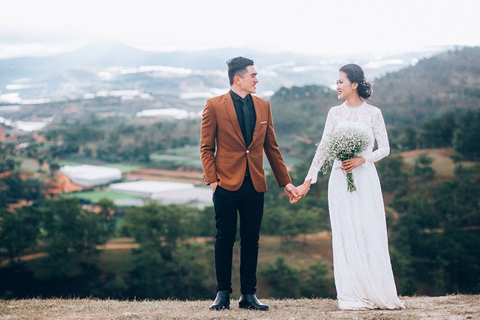 Chuyện tình cặp đôi quen nhau trên "chuyến xe định mệnh" - 9
Sau thời gian yêu xa, Văn Duy quyết định sẽ về Đăk Lăk xây dựng sự nghiệp để có thể ở cạnh người yêu.
