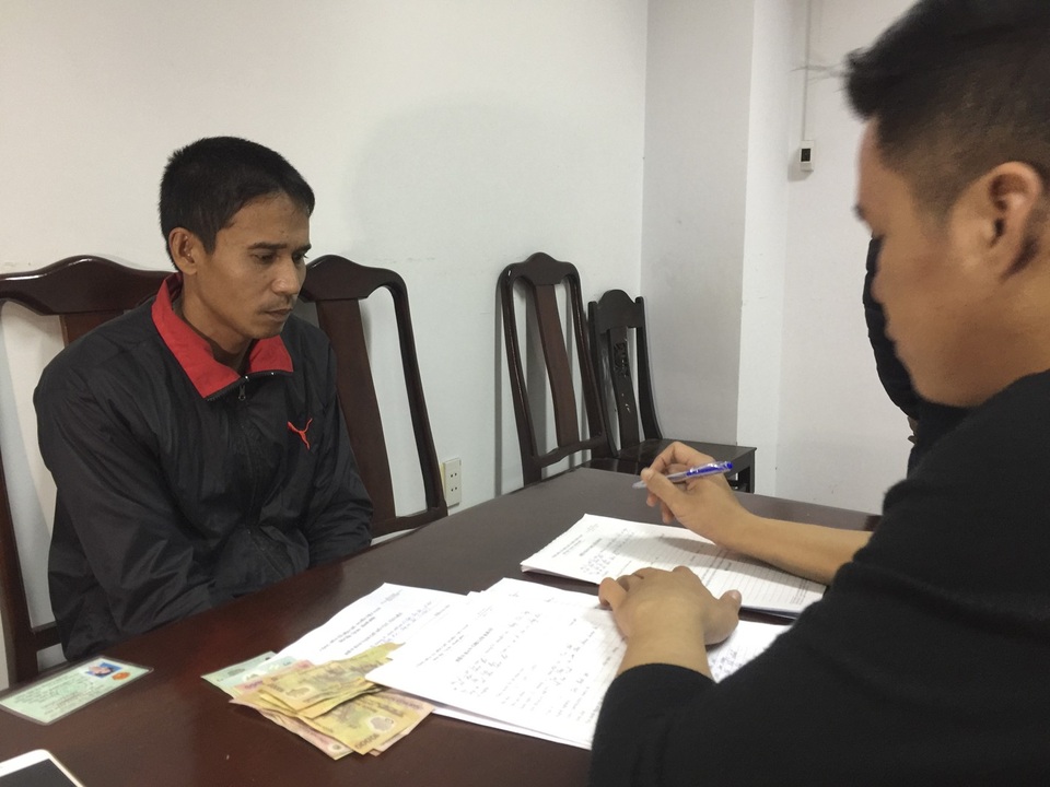 Thủ đoạn tinh vi của nhóm lừa đảo người Đài Loan bị bắt tại Huế - 3 Thủ đoạn tinh vi của nhóm lừa đảo người Đài Loan bị bắt tại Huế - 3