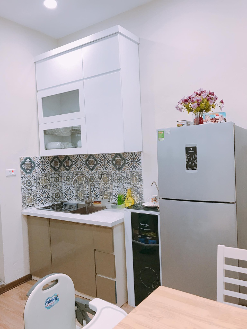 “Cô Đẩu” Duy Nam của Táo Quân 2017 khoe căn hộ tiền tỷ đẹp lung linh - 8 “Cô Đẩu” Duy Nam của Táo Quân 2017 khoe căn hộ tiền tỷ đẹp lung linh - 8