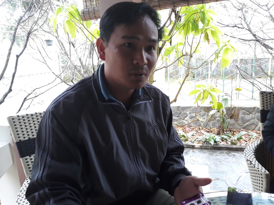 Thai phụ mất con vì nữ hộ sinh cấp nhầm thuốc - 1 Anh Trần Đình Trung phản ánh bức xúc với phóng viên Dân trí