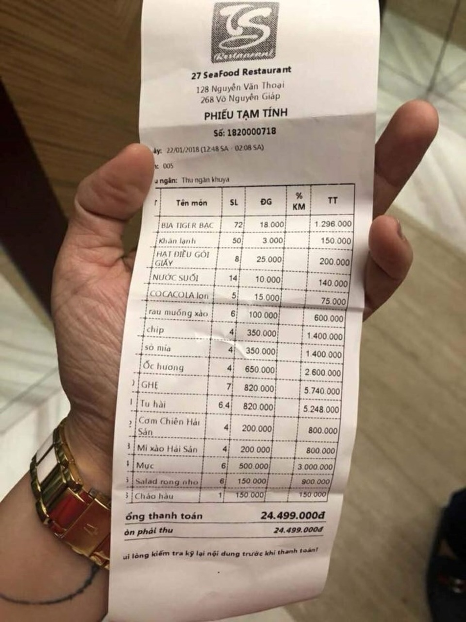 Hóa đơn được đăng lên mạng xã hội và được một người trong đoàn thực khách cho là quá đắt