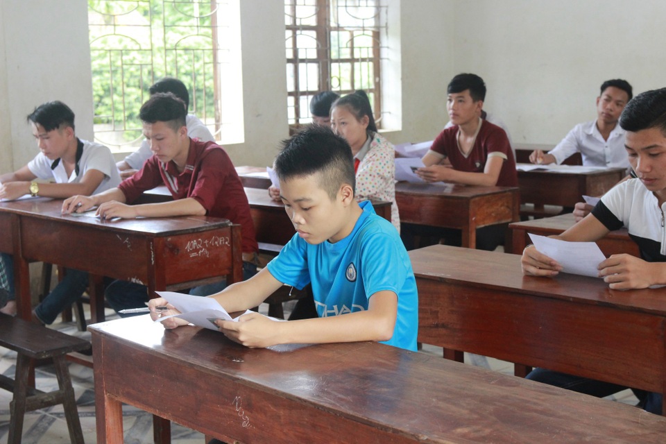 Bỏ cộng điểm nghề: Để chất lượng vào lớp 10 thực chất hơn - 1
Bỏ cộng điểm khuyến khích thi nghề phổ thông trong kỳ thi vào lớp 10 nhằm tạo sự công bằng cho học sinh trong học tập cũng như thi cử. Theo đó, chất lượng học sinh vào lớp 10 sẽ thực chất hơn.