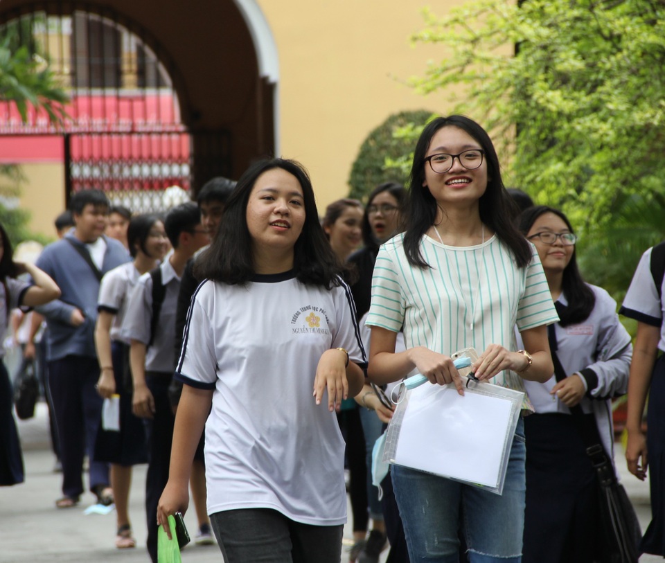TPHCM đề xuất chủ động thời gian học: Có mạnh dạn trao quyền tự chủ? - 2
Rút ngắn thời gian học ở trường, ở bậc phổ thông, nhiều học sinh sẽ có cơ hội để phát triển năng lực? (ảnh minh họa)
