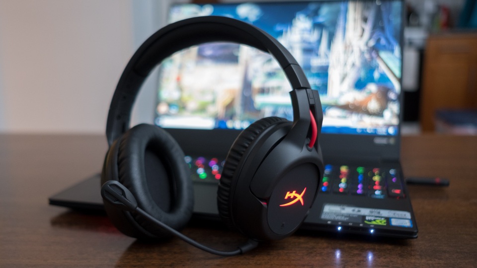 CES 2018: Tai nghe không dây có thời lượng khủng cho game thủ - 1 HyperX Cloud Flight