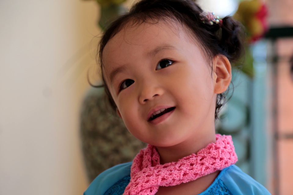 Nét cười bé gái 5 tuổi, nhìn không thể không yêu - 6 Nét cười bé gái 5 tuổi, nhìn không thể không yêu - 6