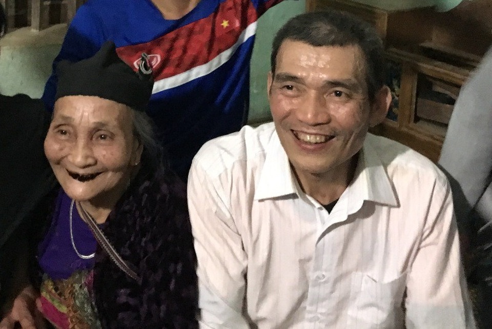 Mẹ thủ môn Tiến Dũng: “Tôi nín thở, không dám nhìn màn hình ti vi” - 6 Niềm hạnh phúc, vui sướng của ông Bùi Văn Khánh - bố thủ môn Tiến Dũng