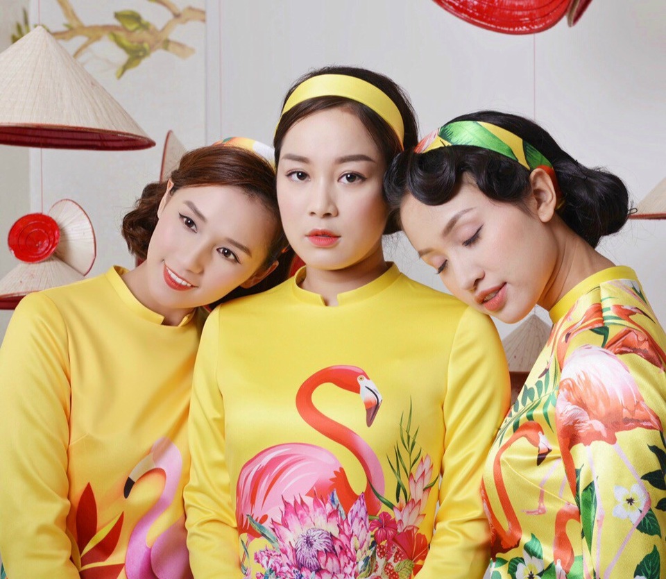 Lã Thanh Huyền cùng dàn sao Việt nổi bần bật với áo dài cách tân sặc sỡ - 9 Lã Thanh Huyền cùng dàn sao Việt nổi bần bật với áo dài cách tân sặc sỡ - 9