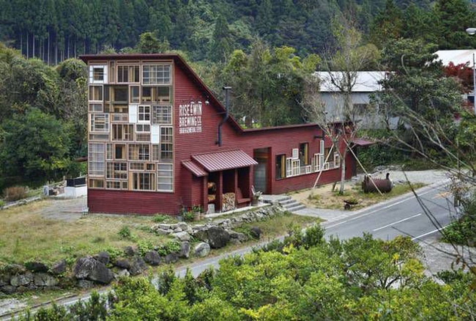 Đến thăm thị trấn nhỏ đẹp mê hồn ở Nhật, khắp nơi không có một cọng rác - 2 Đi khắp thị trấn, người ta không thấy bất cứ cọng rác nào