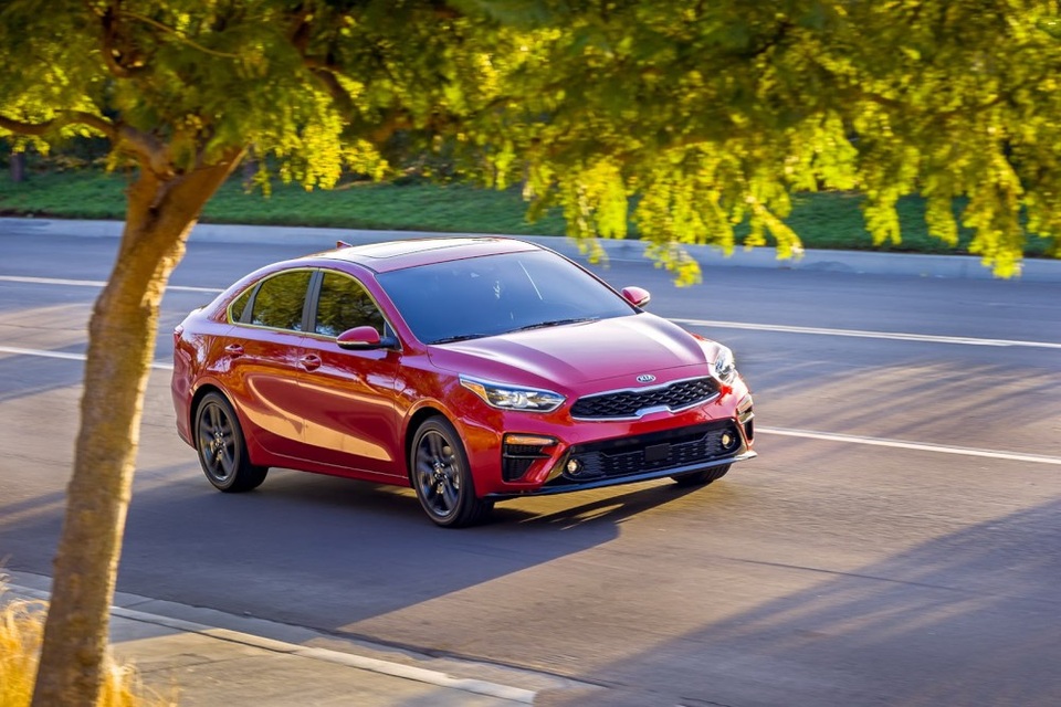 Kia Forte thế hệ mới có nhiều nâng cấp - 8 Kia Forte thế hệ mới có nhiều nâng cấp - 8