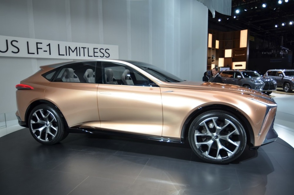 LF-1 Limitless - Phong cách SUV tương lai của Lexus - 5 LF-1 Limitless - Phong cách SUV tương lai của Lexus - 5