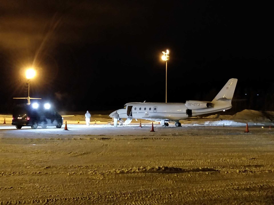 Phi công tử nạn vì bị cửa máy bay rơi trúng - 1 Máy bay Gulfstream G150 (Ảnh: RT)