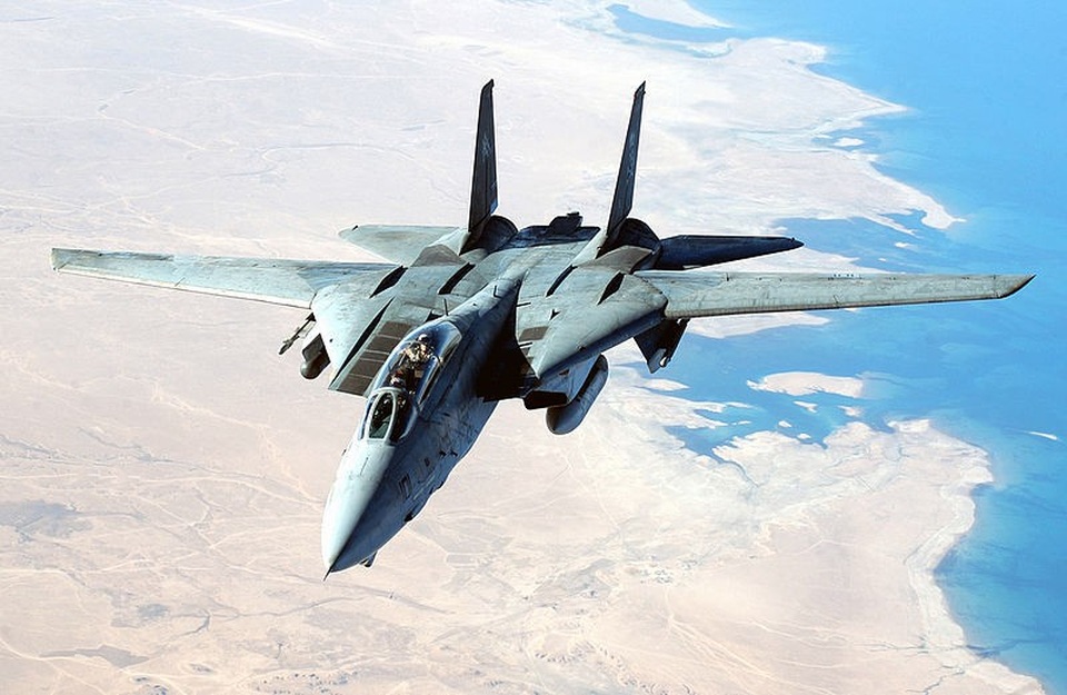 5 máy bay “nghỉ hưu sớm” của Hải quân Mỹ - 9 F-14D Tomcat được xem là máy bay chiến đấu xuất sắc cùng với F-15E trong thập niên 1990 nhờ hệ thống LANTIRN (hệ thống dẫn đường bay thấp và nhắm mục tiêu ban đêm bằng tia hồng ngoại). (Ảnh: Không quân Mỹ)
