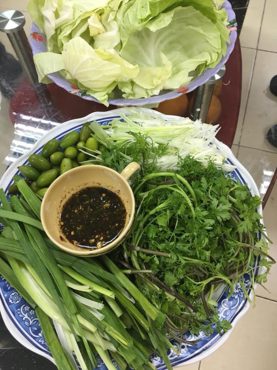 Nhót xanh cuốn cải chua rùng mình, ngày ăn 3 suất, chị em công sở vẫn thòm thèm - 4 Nhót xanh cuốn cải chua rùng mình, ngày ăn 3 suất, chị em công sở vẫn thòm thèm - 4
