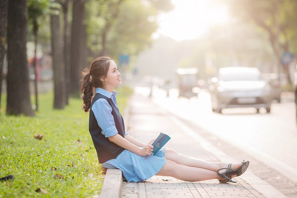 Nụ cười đẹp tựa nắng thu của nữ sinh Hà thành - 12 Nụ cười đẹp tựa nắng thu của nữ sinh Hà thành - 12
