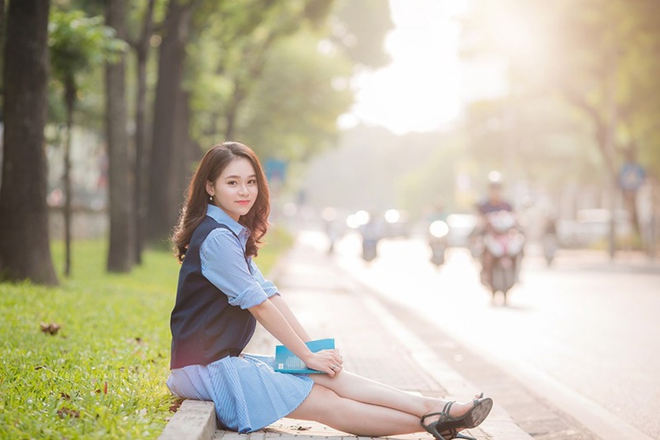 Nụ cười đẹp tựa nắng thu của nữ sinh Hà thành - 4 Nụ cười đẹp tựa nắng thu của nữ sinh Hà thành - 4