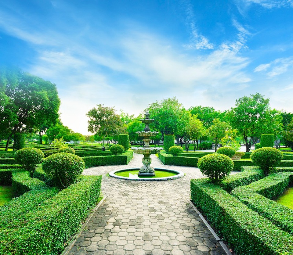 Khu dân cư phức hợp Victoria Village tại khu Đông hấp dẫn nhờ đâu? - 3 Các biệt thự Victoria Village có tầm nhìn thoáng ra vườn trung tâm, thiết kế theo phong cách Victoria”