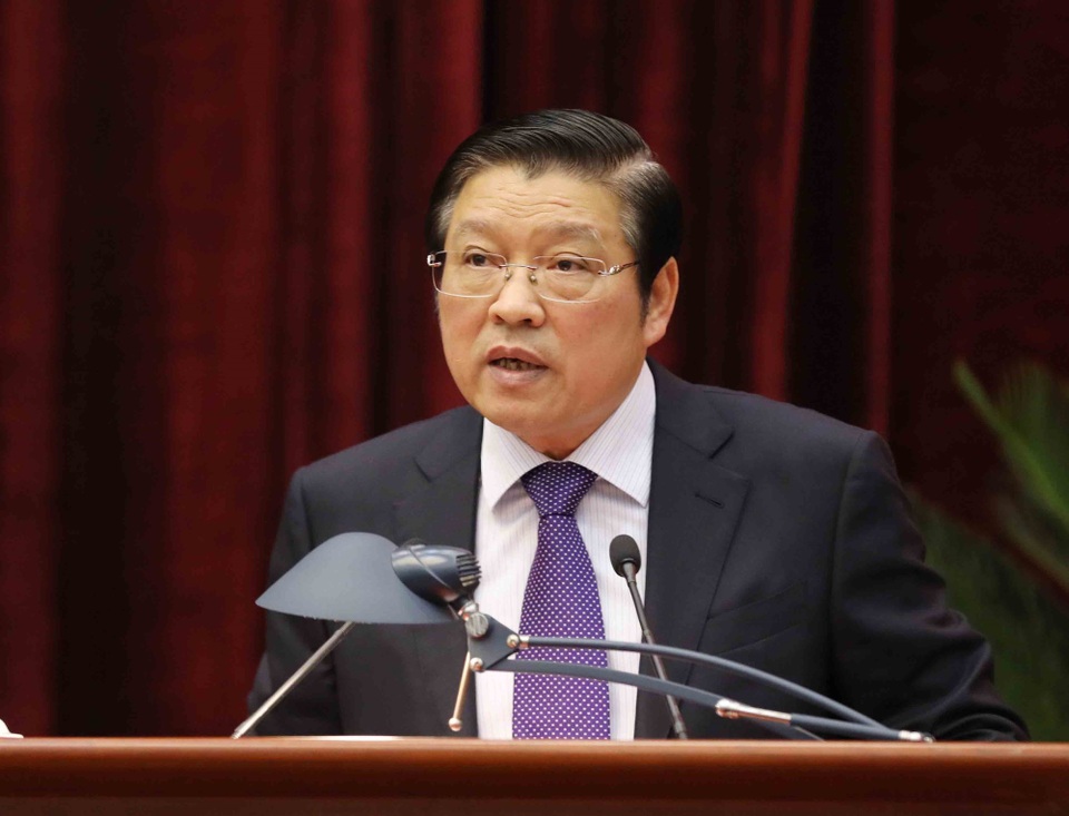 Tập trung chống tham nhũng, tích cực thanh tra lĩnh vực nhạy cảm dễ sai phạm - 3
Ông Phan Đình Trạc, Bí thư Trung ương Đảng, Trưởng Ban Nội chính Trung ương phát biểu kết luận hội nghị.