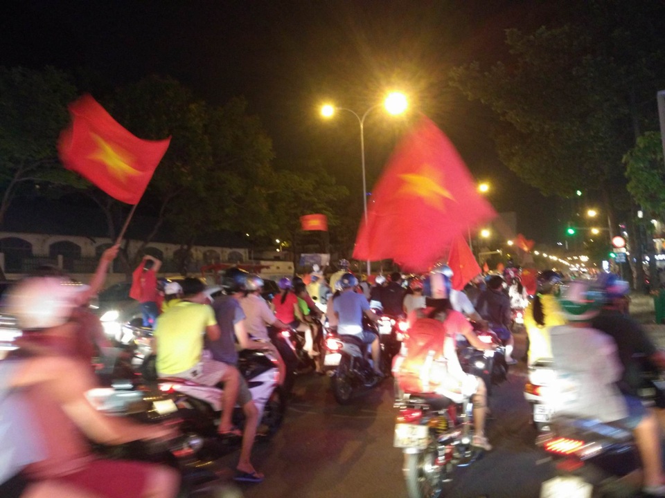 Đêm trắng sau chiến thắng lịch sử của U23 Việt Nam - 9 Đêm trắng sau chiến thắng lịch sử của U23 Việt Nam - 9