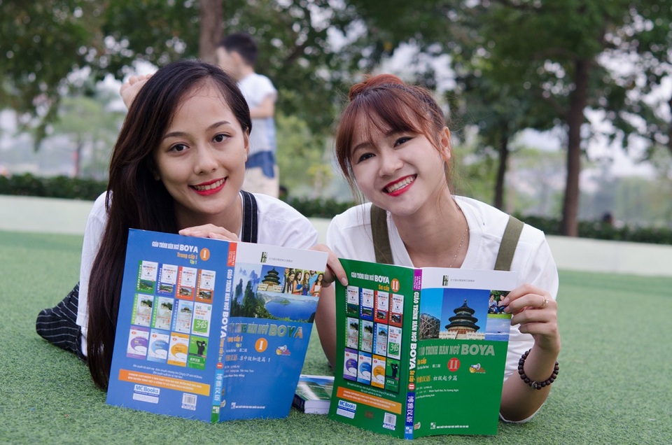 Đánh giá bộ Giáo trình Hán ngữ Boya Sơ cấp và Trung cấp - 1
Bộ “Giáo trình Hán ngữ Boya” phù hợp cho người học ở trình độ sơ cấp và trung cấp.