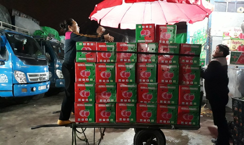 Chuẩn bị cho một chuyến kéo hàng. Ảnh: Ngọc Trang