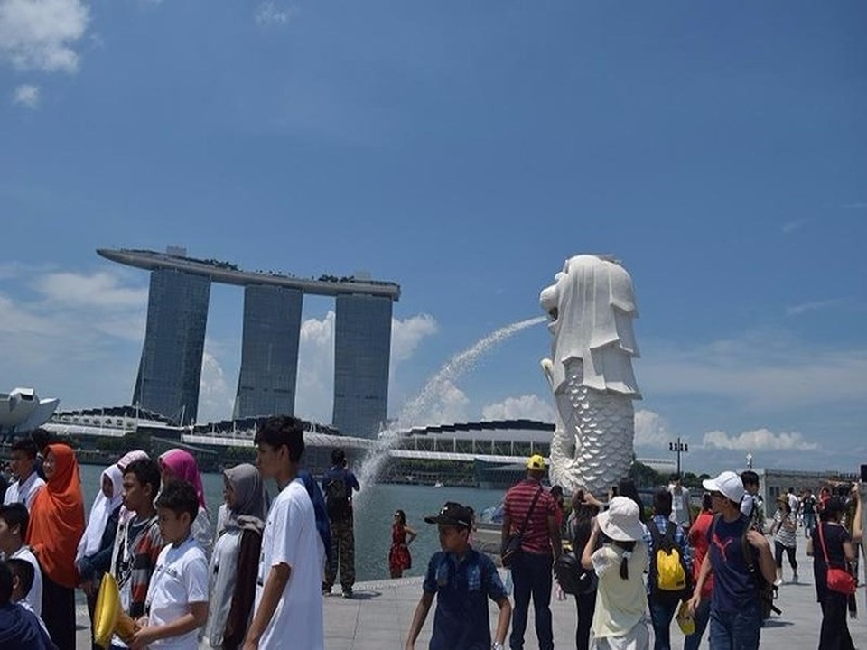 Vì sao người Việt đổ xô đi Mỹ, Úc, Nhật... ăn Tết? - 2 Nhiều người đam mê khám phá miền đất lạ với những nét kết tinh văn hóa độc đáo từ Ả-rập, Châu Âu, châu Phi ...đầu xuân.