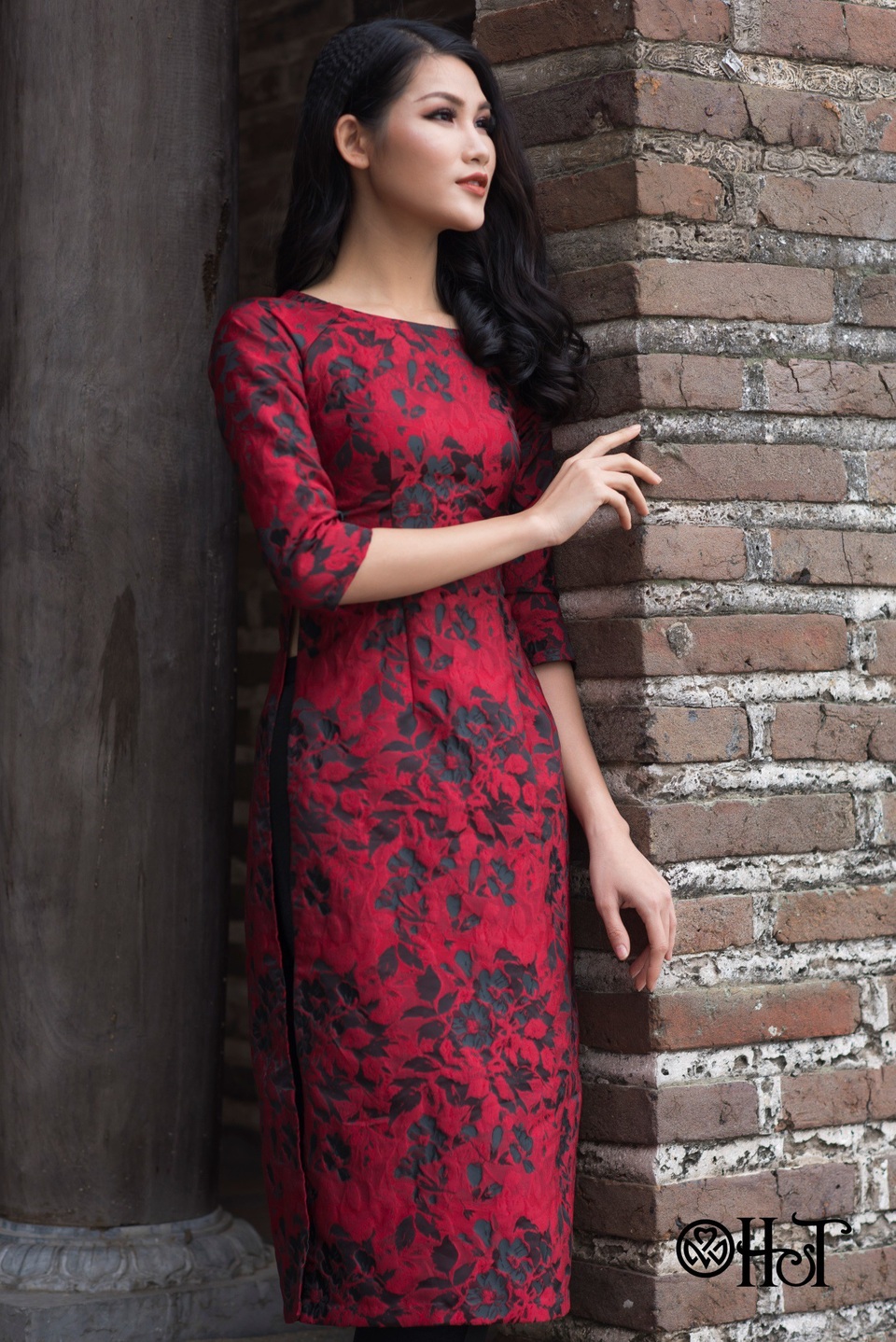 Mê mẩn với những mẫu áo dài cách tân đón xuân - 1 Mê mẩn với những mẫu áo dài cách tân đón xuân - 1