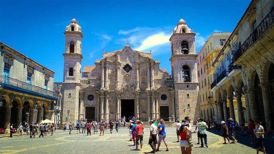 Đến Cuba đừng bỏ lỡ 7 địa điểm selfie đẹp nhất ở Havana - 2