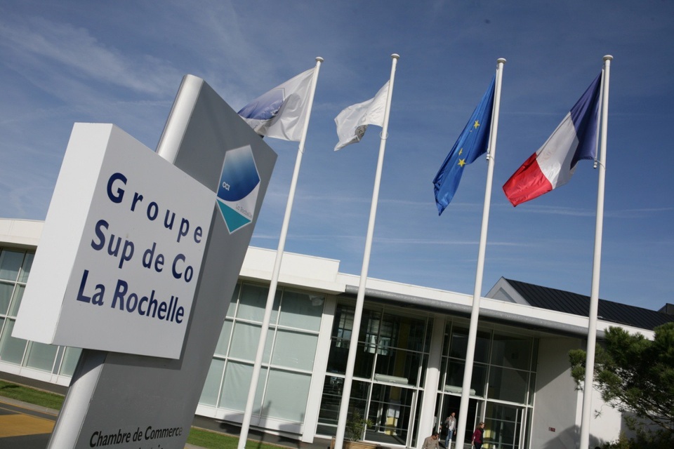 Hội thảo du học Pháp 2018 – Bay cao ước mơ cùng đại học La Rochelle - 2 Hội thảo du học Pháp 2018 – Bay cao ước mơ cùng đại học La Rochelle - 2