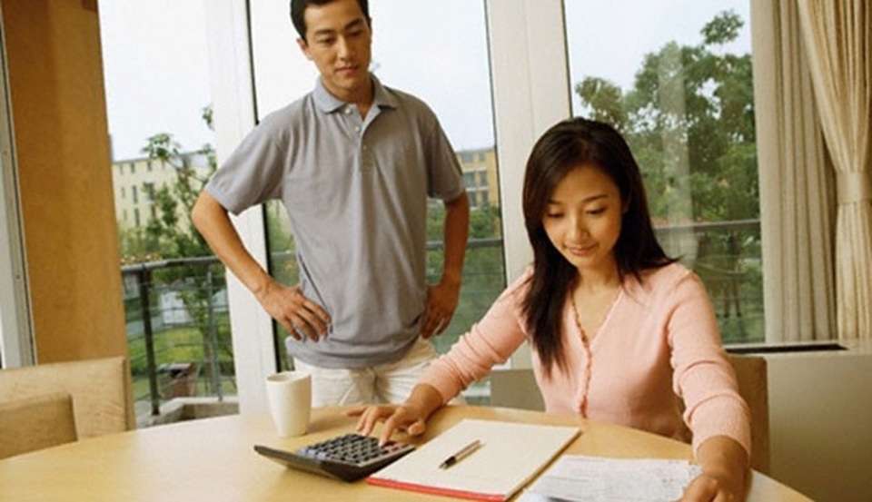 Đau đầu vì vợ luôn miệng bì tị chuyện đóng góp Tết với nhà chồng - 1 Hình minh họa