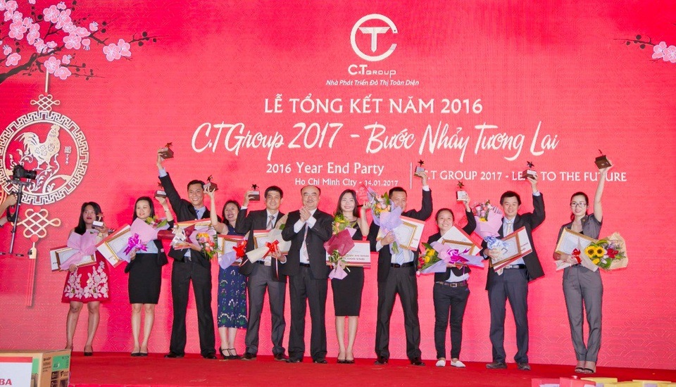 Năm nay, C.T Group tặng xe gì cho cán bộ nhân viên? - 3 Rất nhiều phần thưởng giá trị dành cho các cán bộ nhân viên tiên tiến…