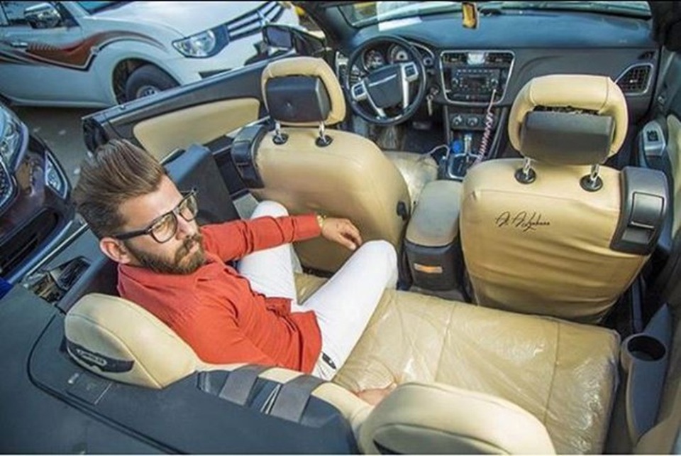 Tài khoản Instagram có tên The Rich Kids Of Iraq” là nơi để những cậu ấm, cô chiêu của quốc gia này phô bày cuộc sống sang chảnh của mình.