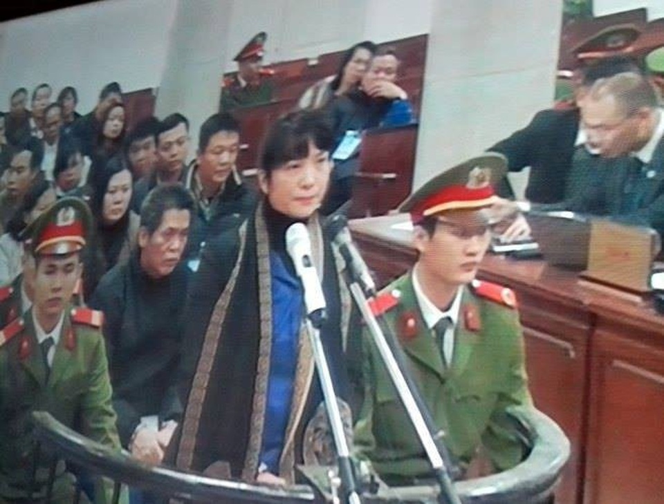 Dính đại án ngàn tỷ: Trầm Bê xin căn nhà, Hứa Thị Phấn đòi ô tô - 4
Bị cáo Phạm Thị Bích Lương