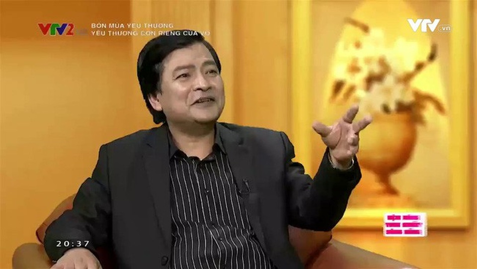 NSND Quốc Anh trải lòng việc không có con, phải lấy hai người đã có con riêng - 1 NSND Quốc anh trò chuyện cùng đạo diễn Trần Lực trong Bốn mùa yêu thương với chủ đề Có thể yêu thương con riêng của vợ không?.
