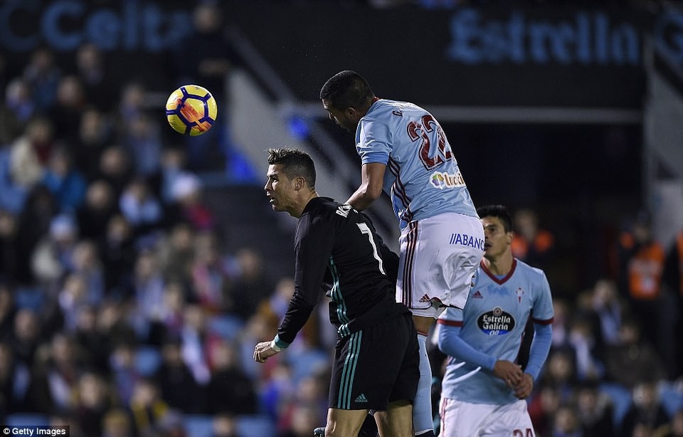 Bale lập cú đúp, Real Madrid vẫn mất điểm cay đắng trước Celta Vigo - 4
C.Ronaldo tiếp tục có một trận đấu gây thất vọng