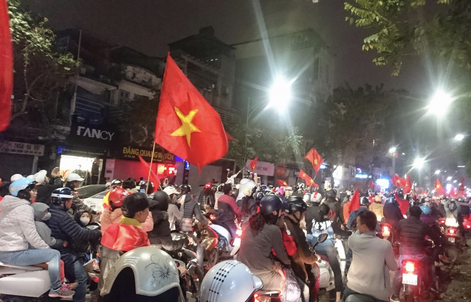 Đêm trắng sau chiến thắng lịch sử của U23 Việt Nam - 21 Đêm trắng sau chiến thắng lịch sử của U23 Việt Nam - 21