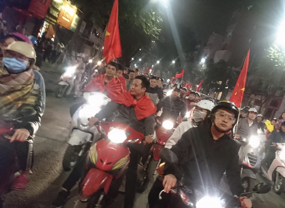 Đêm trắng sau chiến thắng lịch sử của U23 Việt Nam - 20 Đêm trắng sau chiến thắng lịch sử của U23 Việt Nam - 20