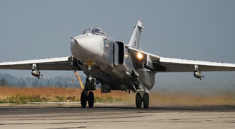 Phiến quân phá hủy ít nhất 7 máy bay quân sự Nga ở Syria - 1
Một máy bay Su-24 của Nga (Ảnh: Sputnik)