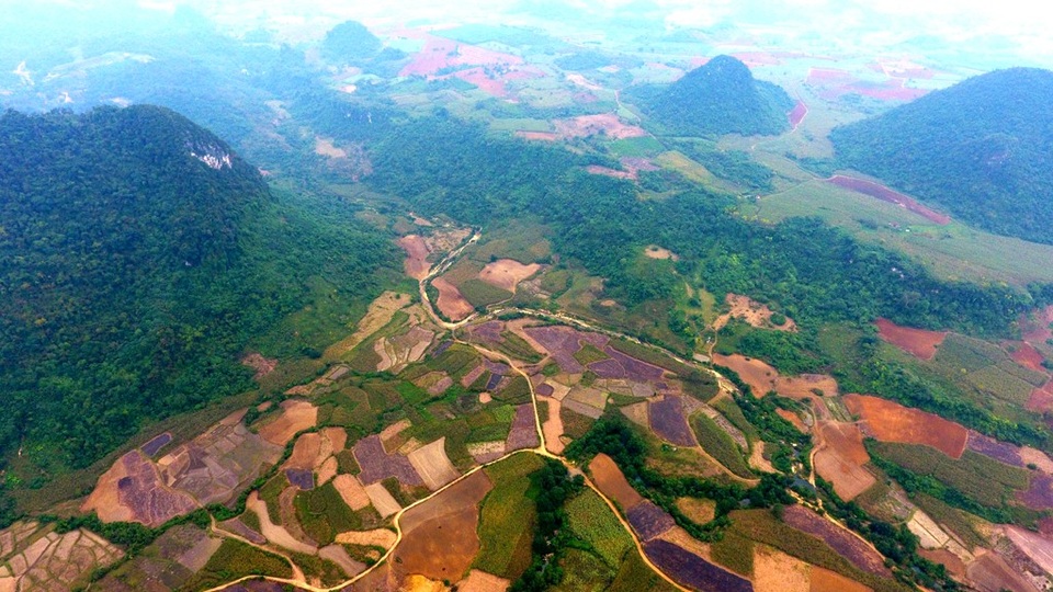 Thác nước cao 120m đẹp đến mê hồn ở xứ Nghệ - 18